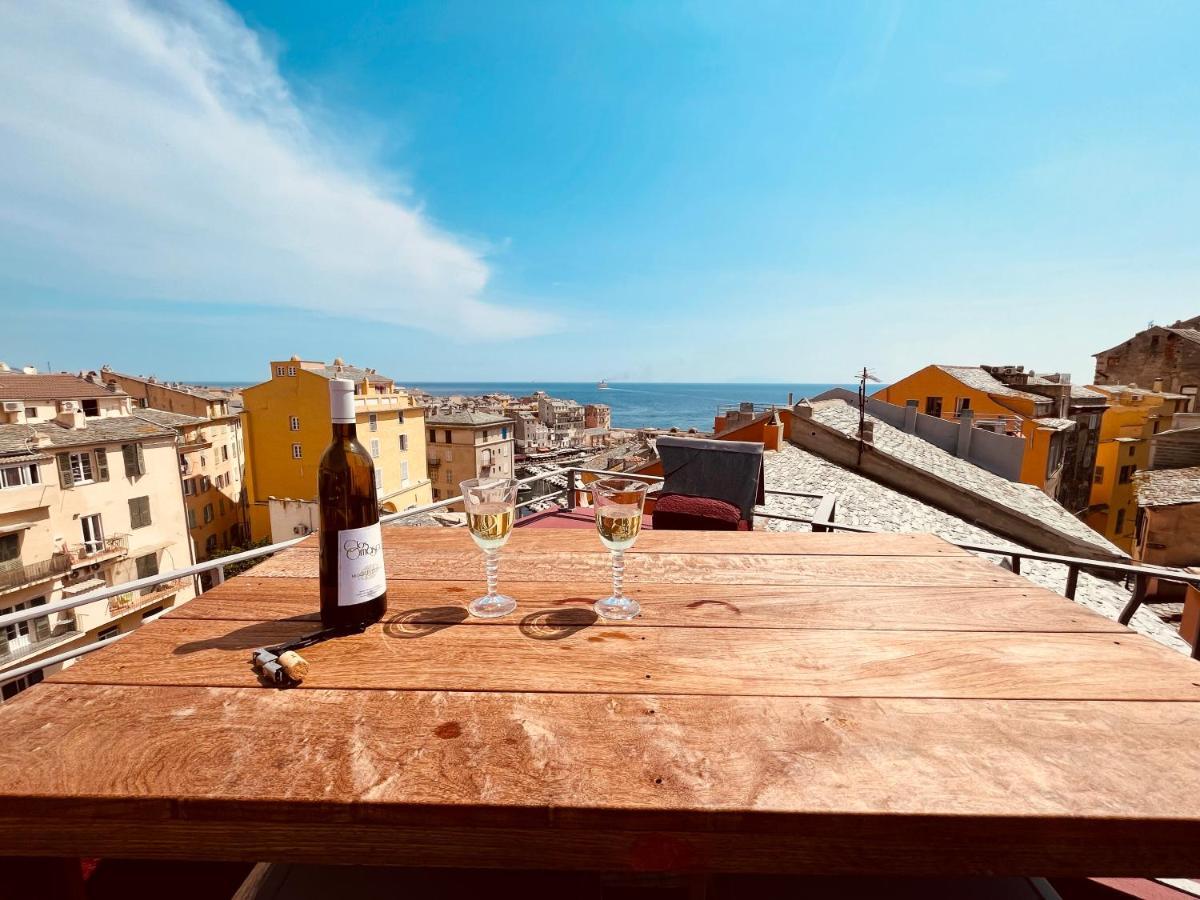 Pepites Bastiaises Vatta Appartement Roof Top Jacuzzi Vue Vieux Port Bastia  Exterior foto