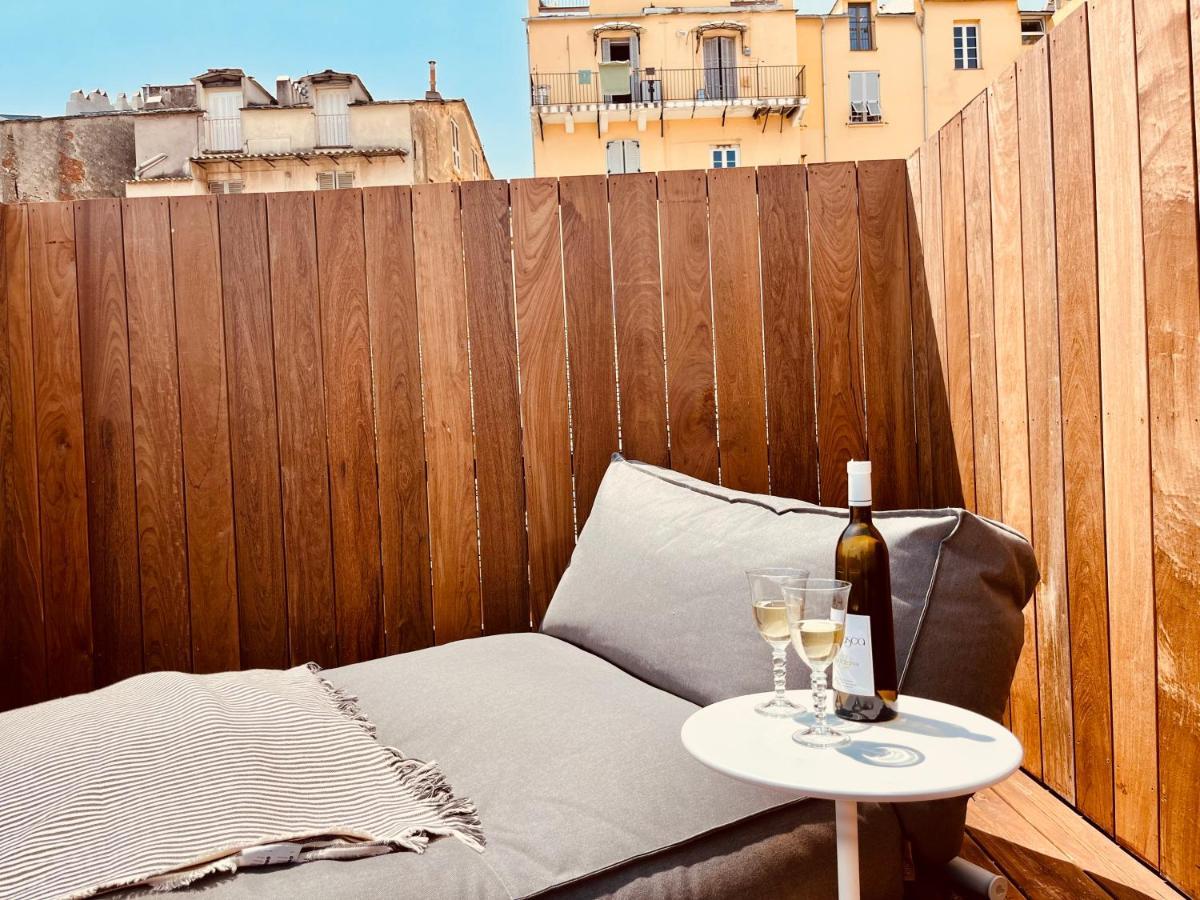 Pepites Bastiaises Vatta Appartement Roof Top Jacuzzi Vue Vieux Port Bastia  Exterior foto